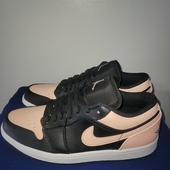 Jordan 1 Low Crimson Tint - Picture 4 of 7
